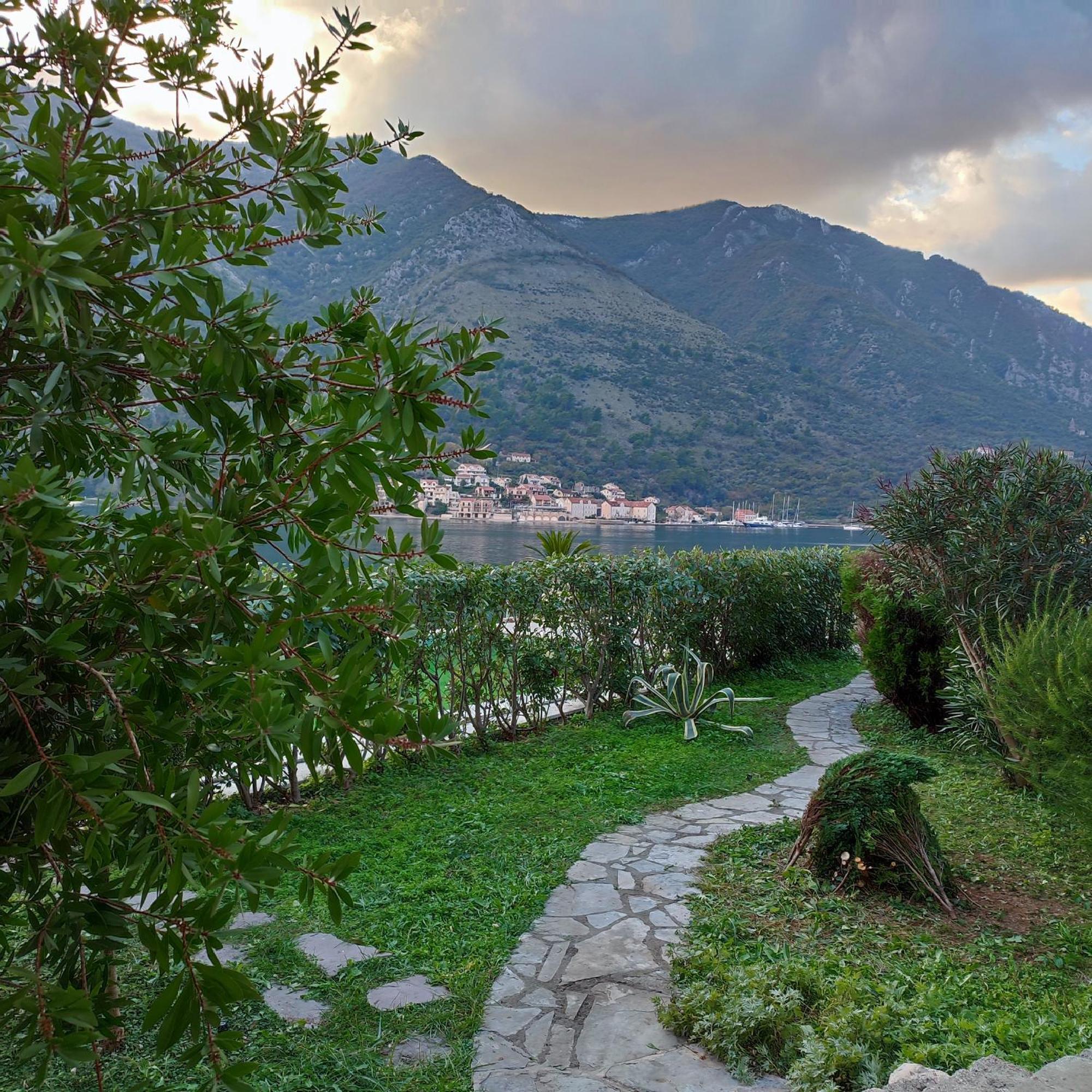 Villa Kamena Cattaro Esterno foto